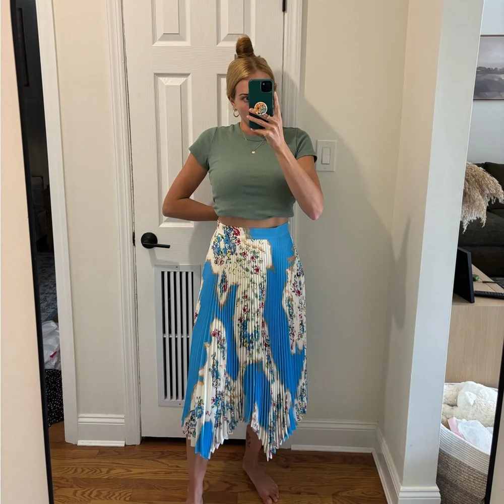 Tory Burch Sunburst Pleated Midi skirt in blue